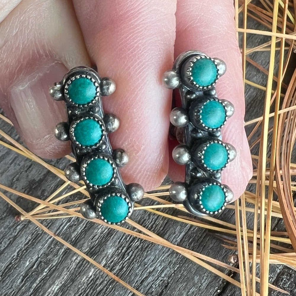 Sterling turquoise Fred Harvey era screw back earrings